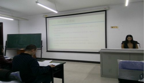 药学院2016年大学生创新创业训练计划项目中期检查工作圆满结束