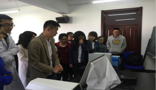 药学院成功举办 “新技术,新方法”系列讲座—显微成像系统的在医药领域的应用