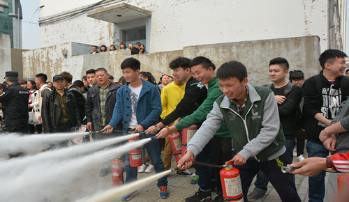 记知识于心中,保生命于危难——药学院防火知识宣讲活动