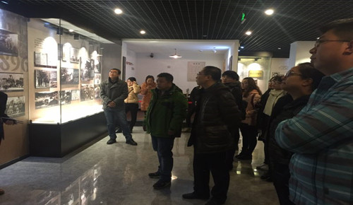 知史爱党,传承未来